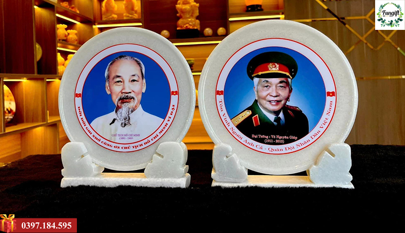 Quà tặng lưu niệm đĩa đá in hình