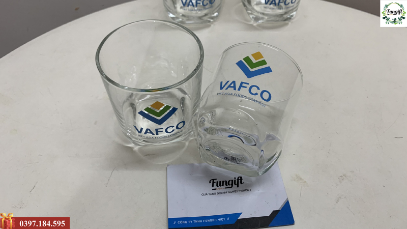 Quà tặng ly thủy tinh