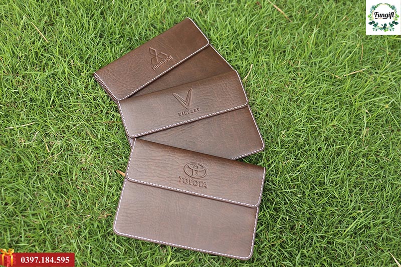 Túi đựng giấy tờ tùy thân