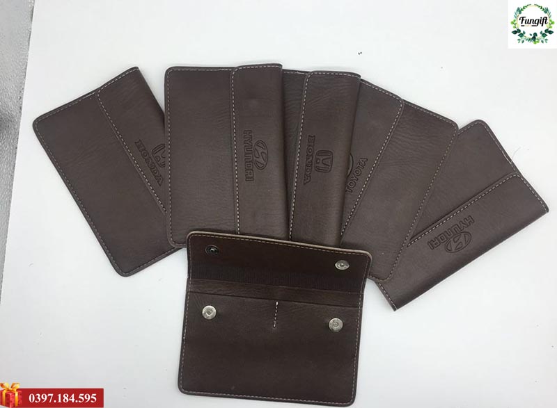 Ví đăng kiểm ô tô in logo