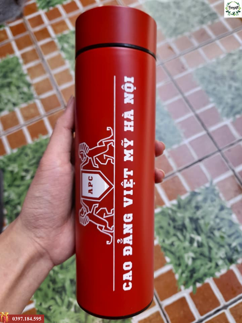 In logo lên bình giữ nhiệt