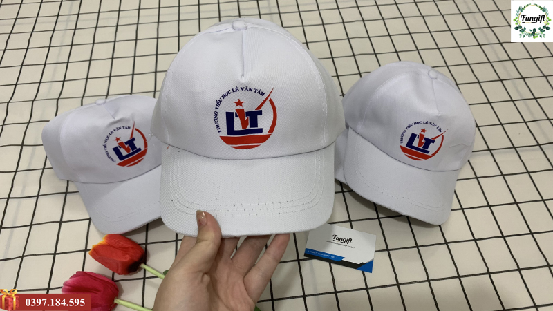 In logo lên mũ lưỡi trai Hà Nội