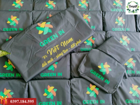 Áo mưa in logo công ty