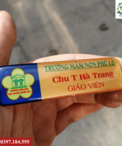 Biển tên nhân viên công ty