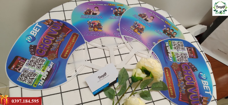 In quạt nhựa theo yêu cầu
