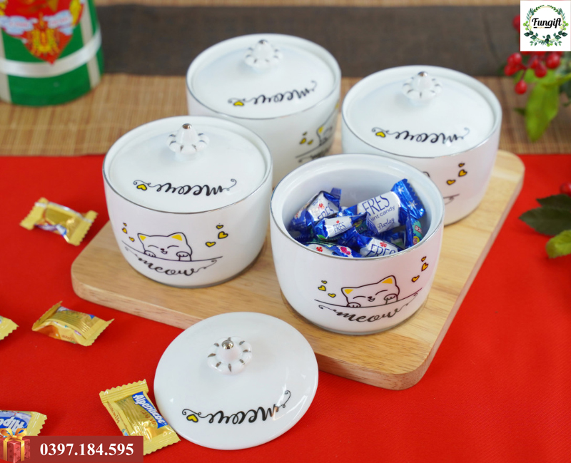 Khay đựng mứt tết bằng sứ