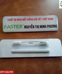 Xưởng in bảng tên nhân viên