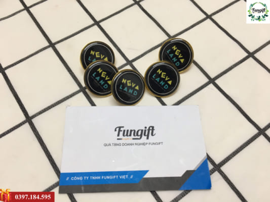 Huy hiệu cài áo in logo