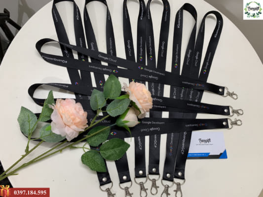 In dây đeo thẻ theo yêu cầu