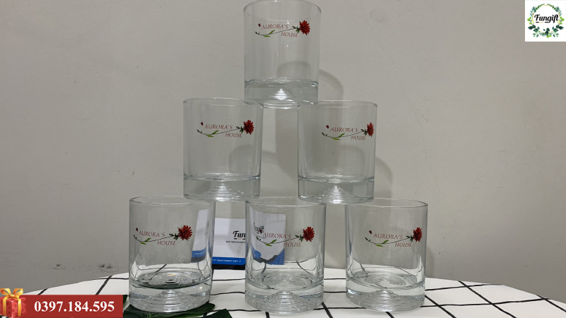 In ly thủy tinh số lượng ít