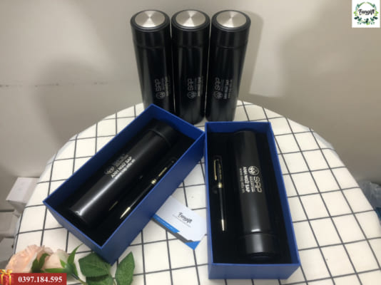 Bộ giftset quà tặng bình giữ nhiệt bút kim loại khắc tên logo