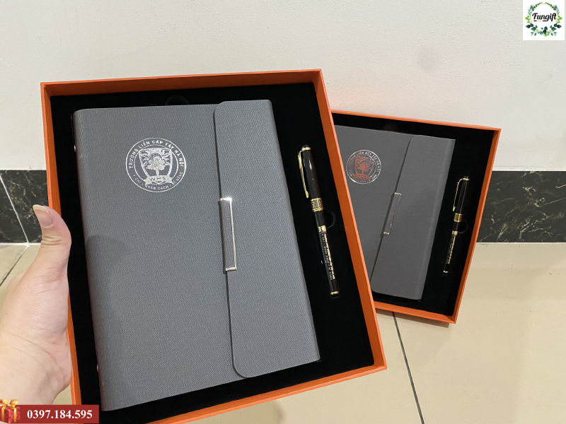 Bộ quà tặng giftset sổ bút khắc logo