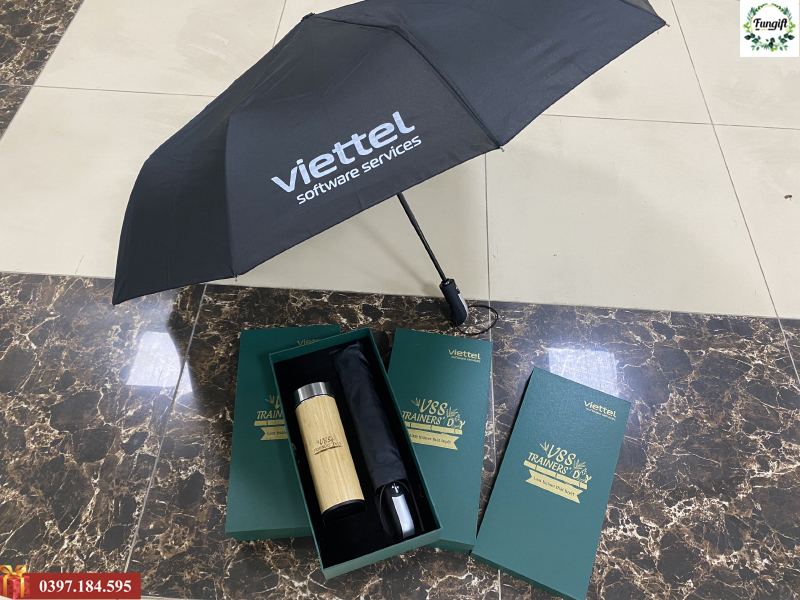 Giftset ô dù và bình giữ nhiệt in logo