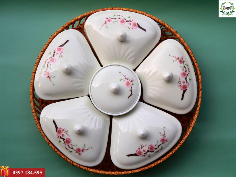 Khay đựng mứt tết bằng sứ