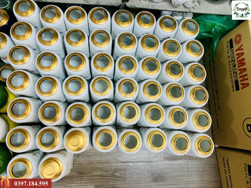 Hộp đựng trà sứ