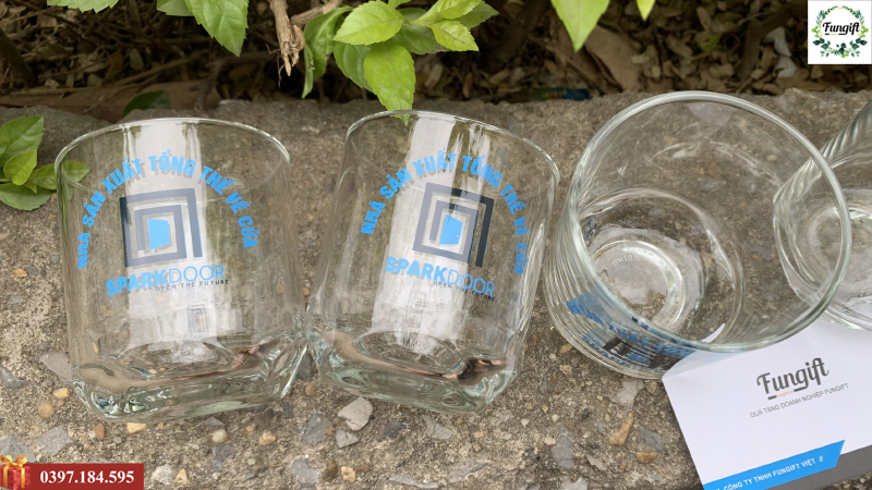 In cốc thủy tinh theo yêu cầu