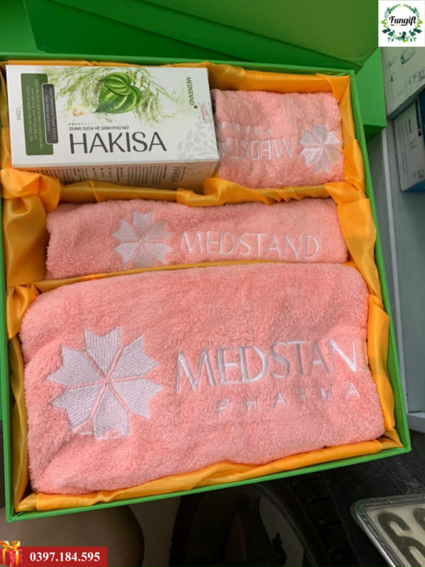 Khăn bông quà tặng thêu logo