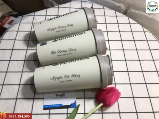 Ly giữ nhiệt in logo khắc tên theo yêu cầu