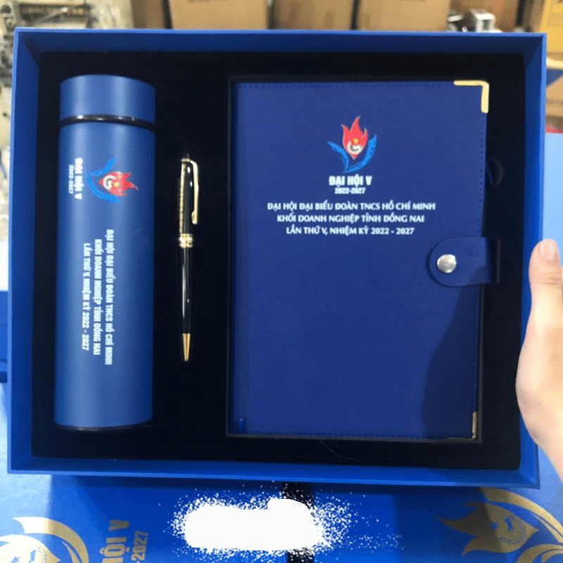 Quà tặng sổ da in logo