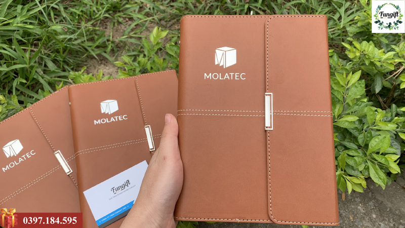 Sổ bìa da gáy còng