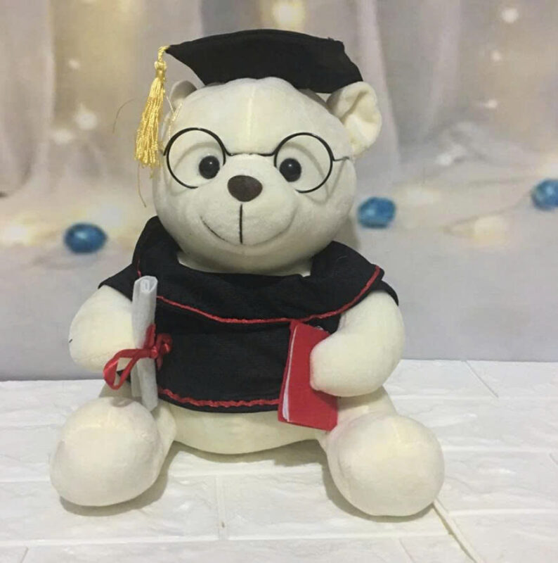 Gấu bông in tên tân thạc sĩ