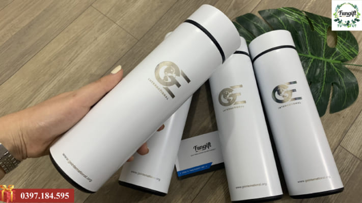Dịch vụ khắc bình giữ nhiệt bằng laser giá rẻ Hà Nội