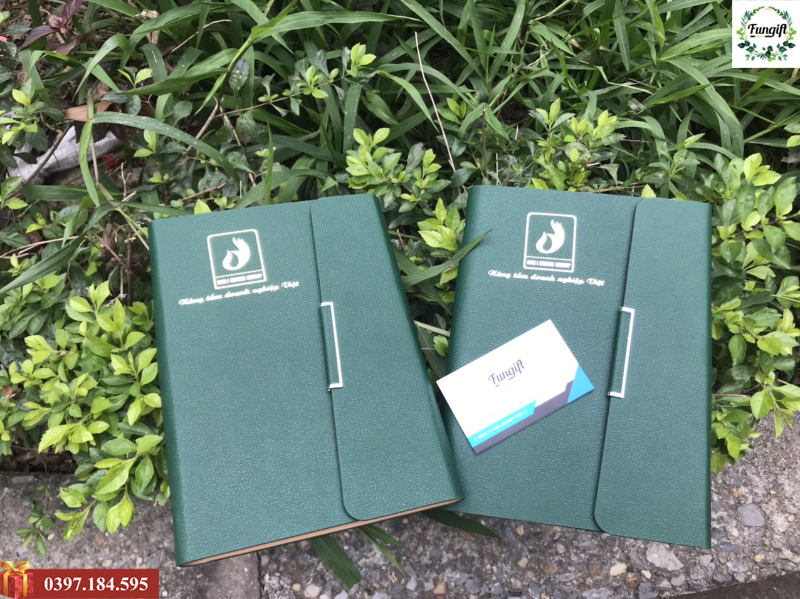 In chữ lên sổ bìa da