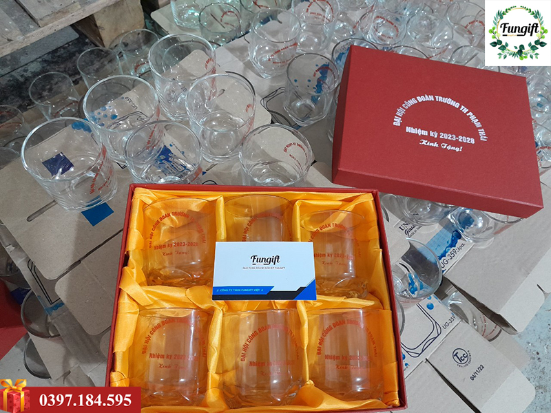In cốc thủy tinh theo yêu cầu