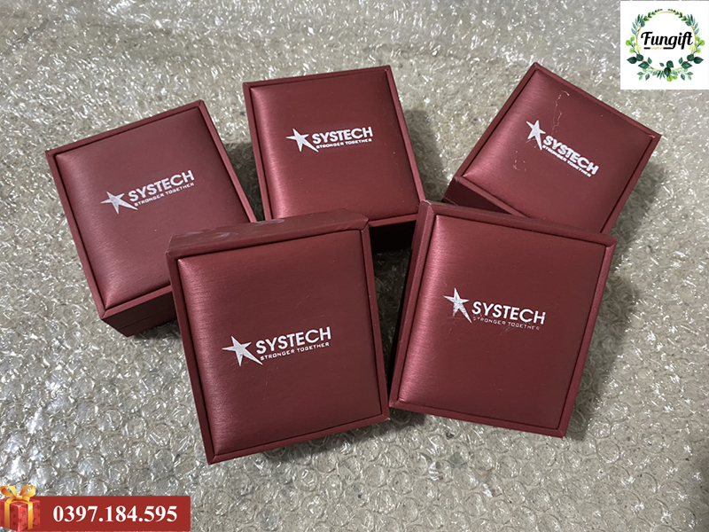 In hộp đựng trang sức