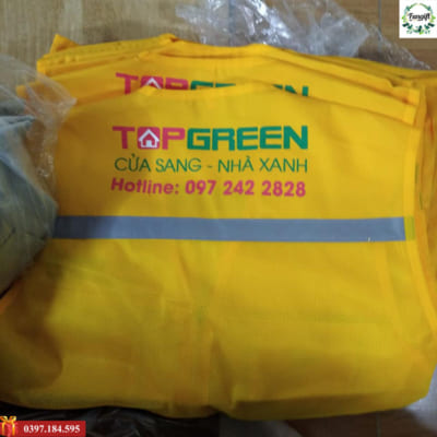 In logo lên áo gile phản quảng