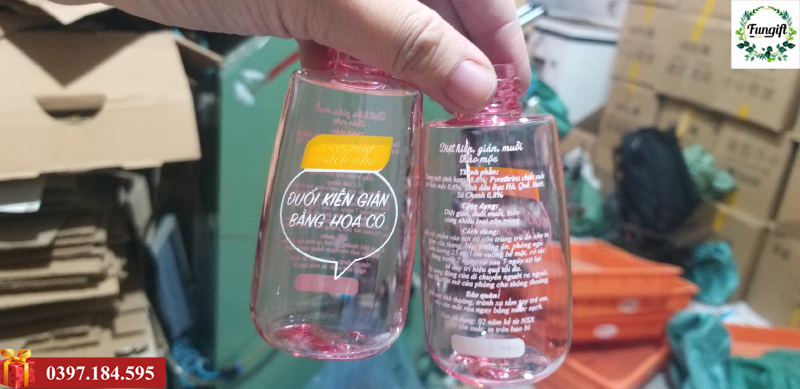 In thương hiệu trên chai nhựa