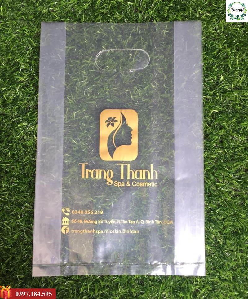 In túi nilon trong suốt màu nhũ cho cửa hàng mỹ phẩm spa