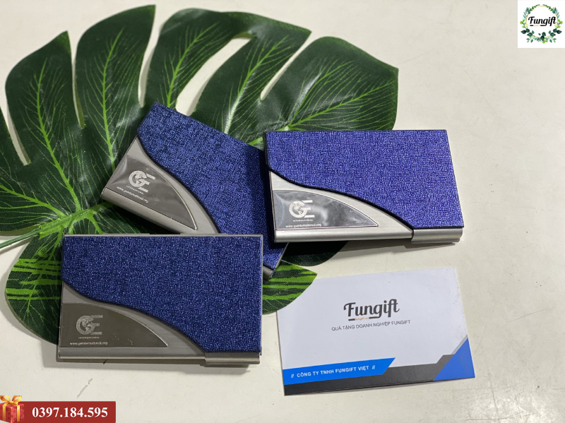 Ví đựng name card khắc tên