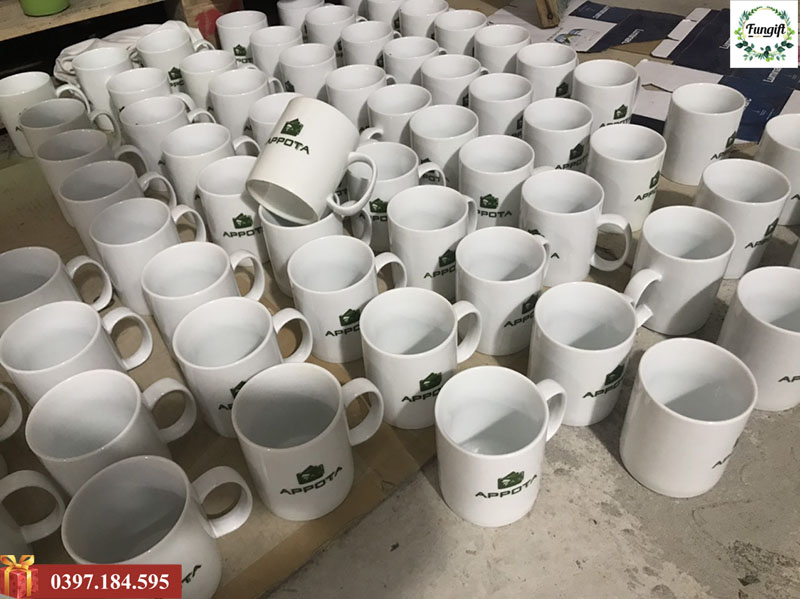 Xưởng in logo cốc sứ theo yêu cầu