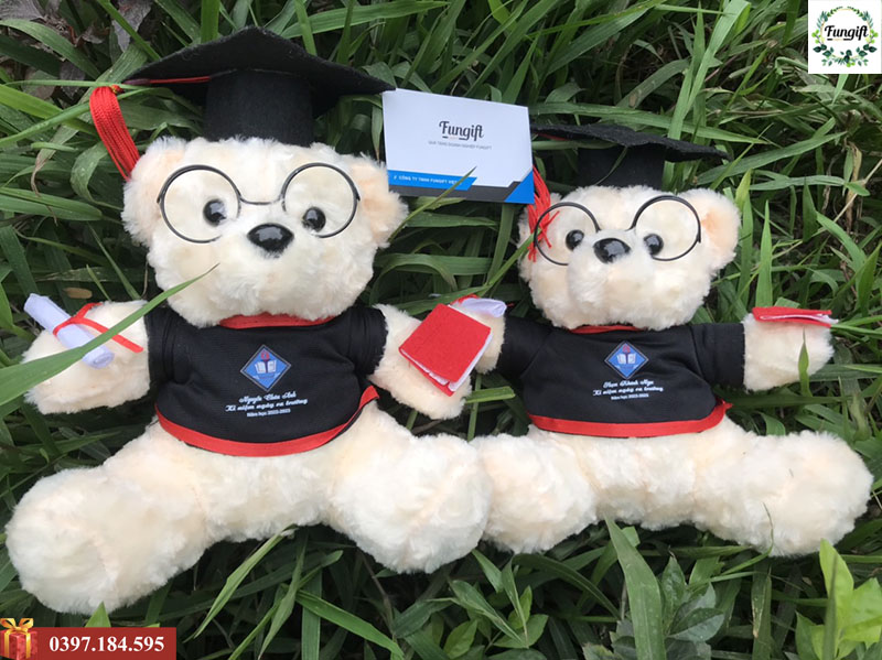 Gấu bông tốt nghiệp in tên theo yêu cầu giá rẻ
