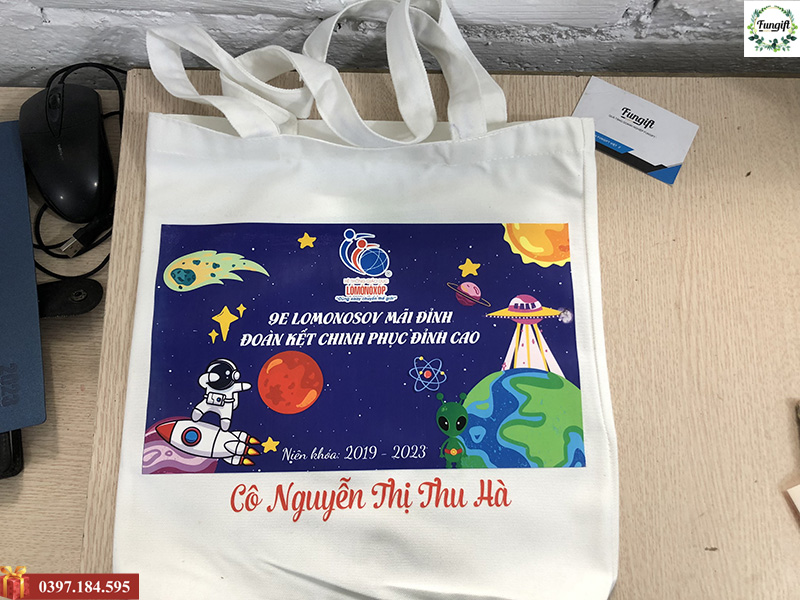 In túi tote theo yêu cầu