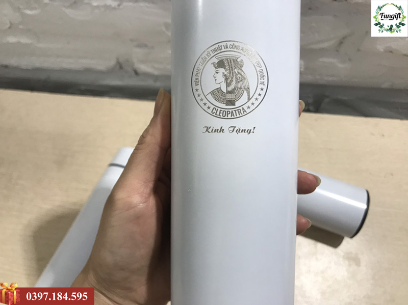 Khắc logo lên bình giữ nhiệt inox 500ml