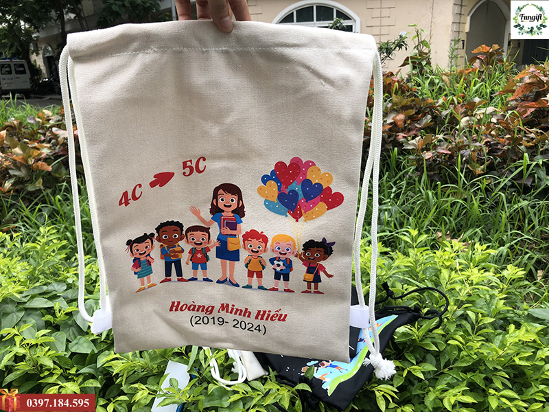 Quà tặng lưu niệm cho học sinh cuối năm