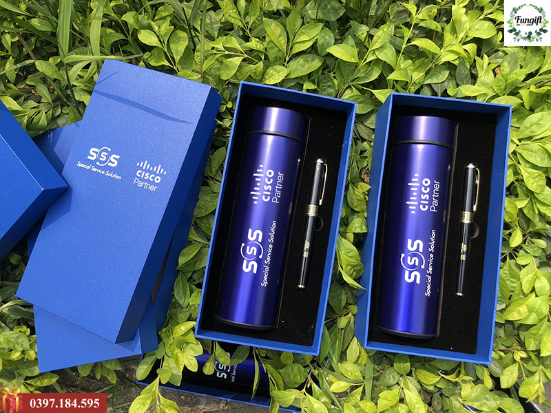Set quà tặng bình giữ nhiệt và bút ghi chép