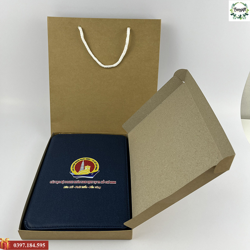 Sổ tay bìa da in logo ở Hà Nội