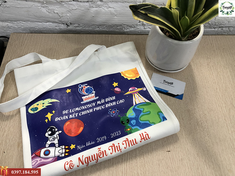 Túi vải tote in tên theo yêu cầu
