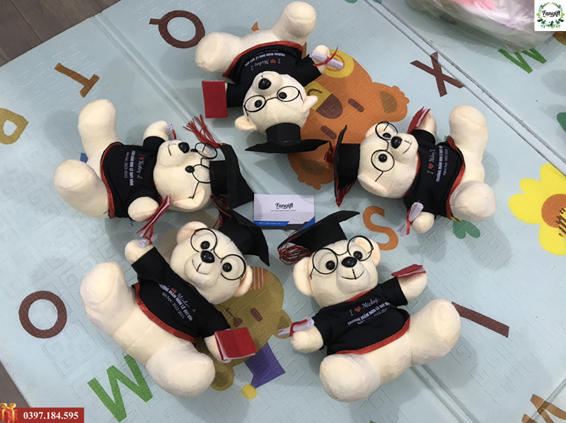 Gấu cử nhân