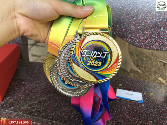 Huy chương vàng bạc in logo