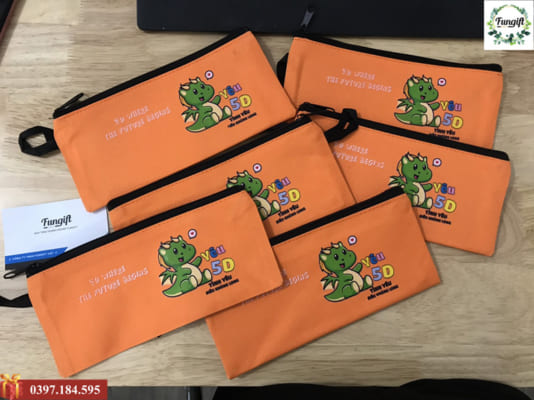 Túi bút vải in chữ