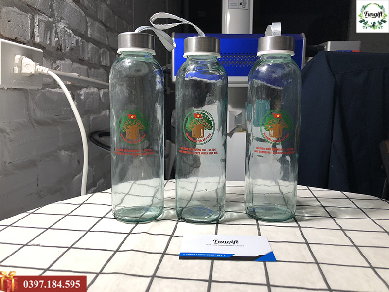 Bình đựng nước thủy tinh in logo làm quà tặng