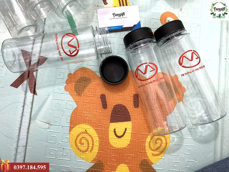 Bình nước nhựa my bottle in logo làm quà tặng hãng Xe máy Ngọc Anh
