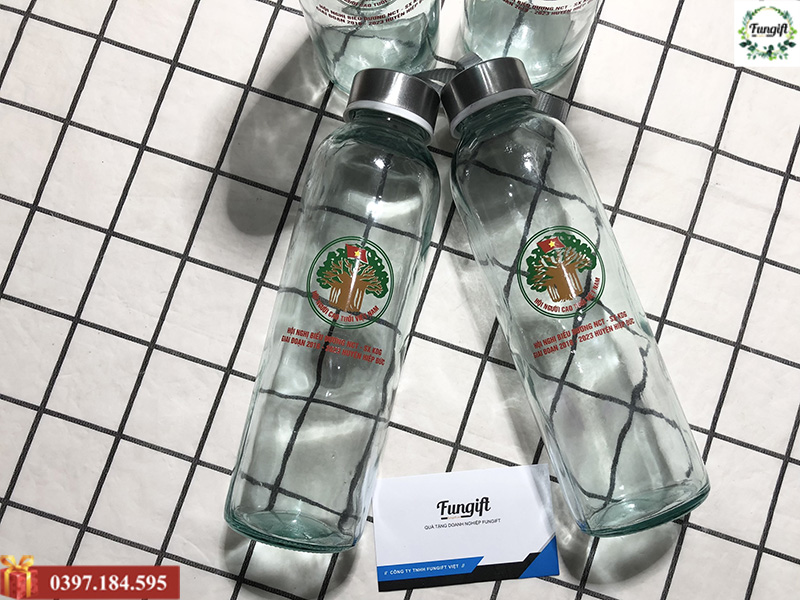 Bình nước thủy tinh chịu nhiệt in logo làm quà tặng