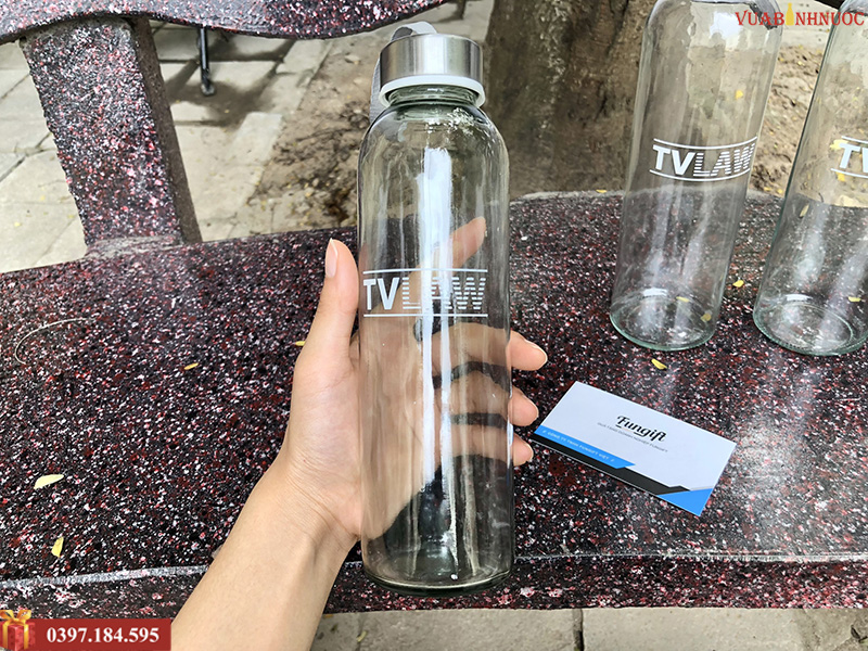 Bình thủy tinh 500ml có quai xách