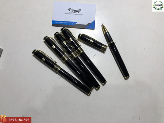 Chuyên in - khắc bút theo yêu cầu