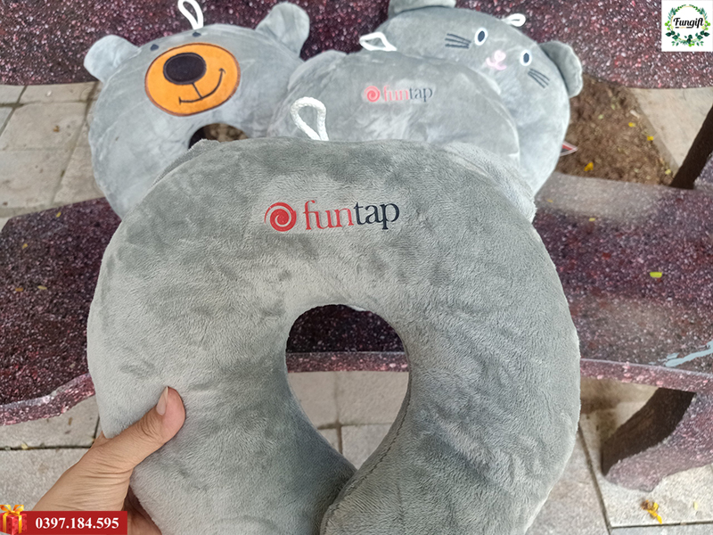 Gối chữ U hình thú in logo theo yêu cầu